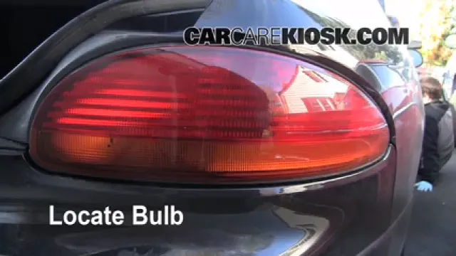 2001 Chrysler LHS 3.5L V6 Luces Luz de freno (reemplazar foco)